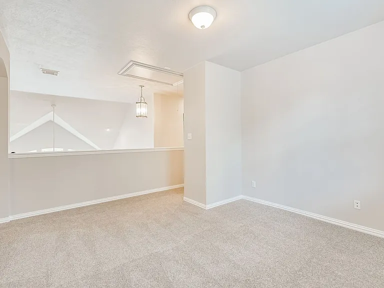 6 Cordella Pl — Photo 29