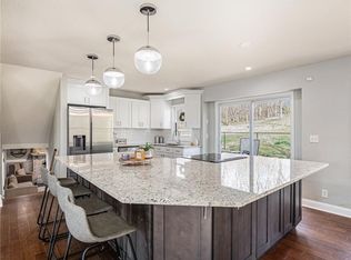 16303 Kountryridge Dr, Kearney, MO 64060