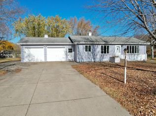 5837 Pleasant Ln, Saint Cloud, MN 56303