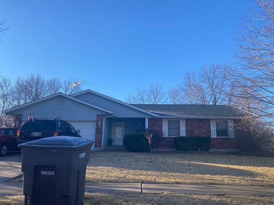 1st image of 138 Hickory Dr
