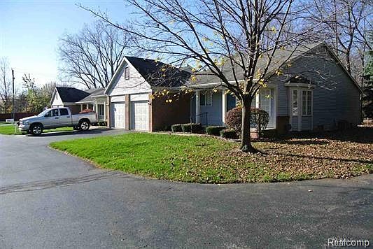 2nd image of 19153 Mandarin Dr