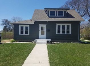 623 N Josephine Ave, Madison, SD 57042