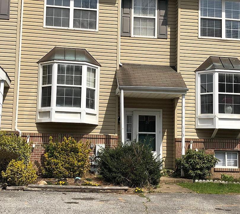 1st image of 137 Valerie Ln