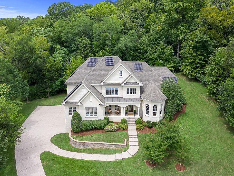1st image of 888 Lakemont Ct