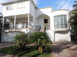 3525 E Fairview St, Miami, FL 33133