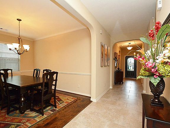 2nd image of 6214 Holly Oaks Ct