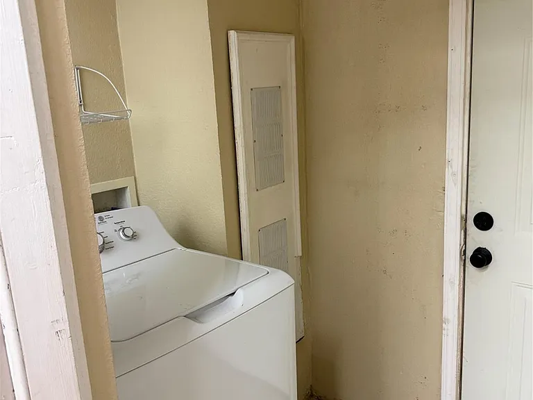 5106 Jackson St #1 — Photo 14