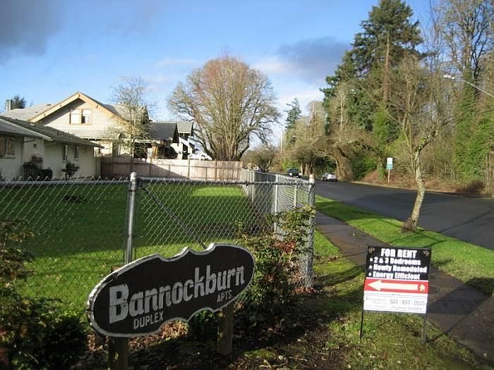 Bannockburn Duplexes