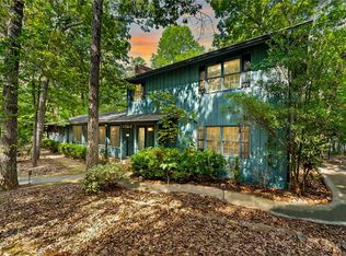 145 Friendship Dr, Hartwell, GA 30643