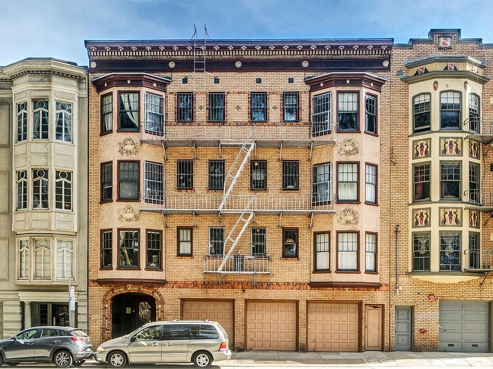 1st image of 1555 Oak St