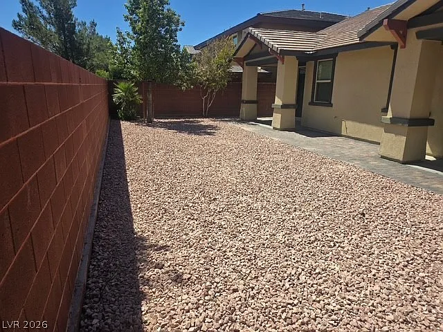 5564 Bethany Bend Dr — Photo 10