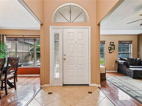 3rd image of 1374 Countryridge Pl
