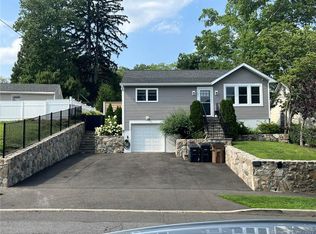 101 Hirsch Rd, Stamford, CT 06905