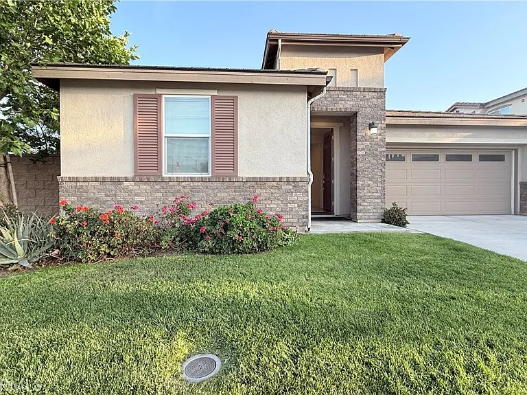 13245 Flagstaff Dr — Photo 2