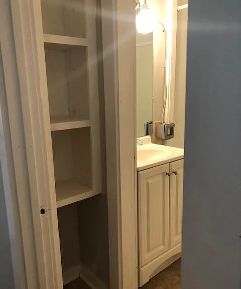 714 Cedar Crest Ct — Photo 14