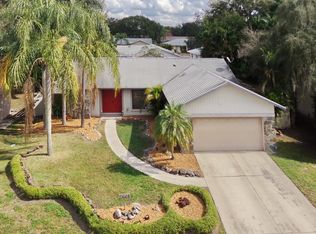 2441 E Scarlet Oak Ct, Sarasota, FL 34232