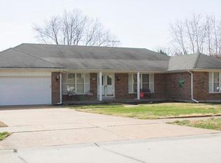 9802 Gerald Dr, Saint Louis, MO