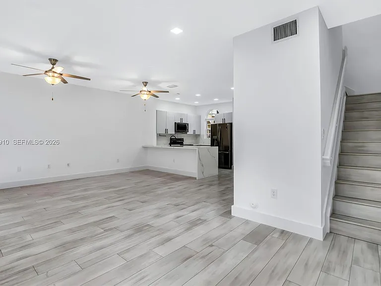 4977 SW 135th Way — Photo 11