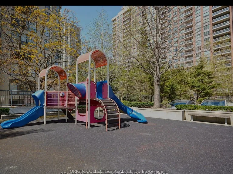 1 Elm Dr W #1101 — Photo 20