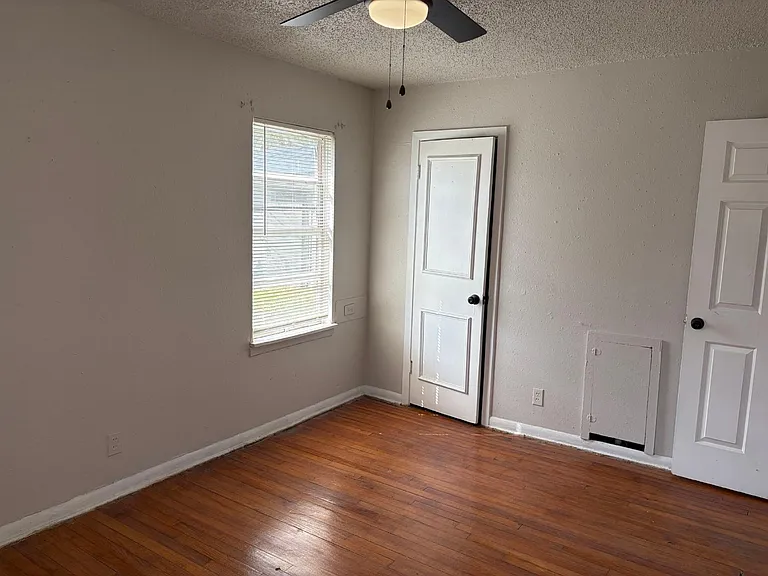 5530 Lakefield Dr — Photo 19