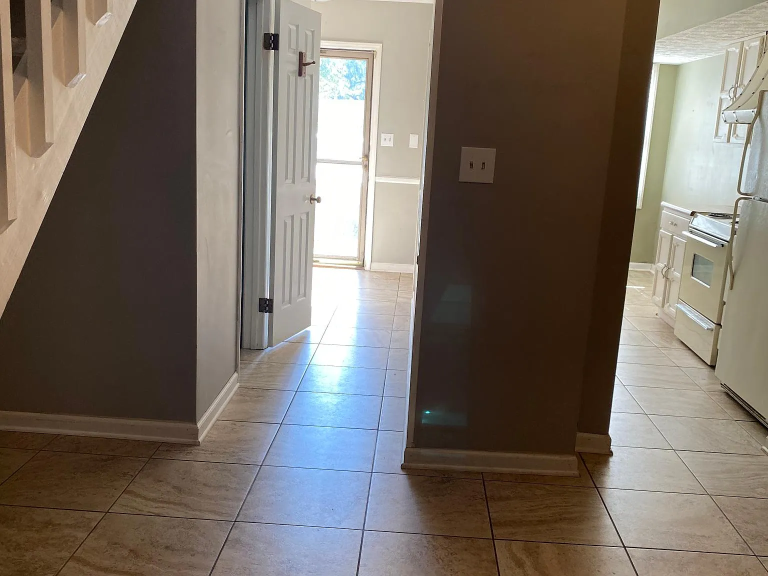 2 bed, 1254 sqft, $1,500 — Photo 4