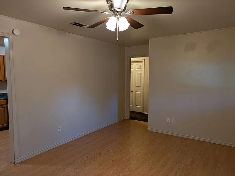 5030 Stardust Dr — Photo 3