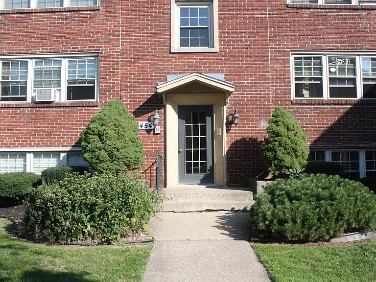 86 Wehrle Dr #1 — Photo 1