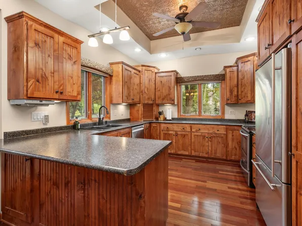 17774 Weaver Lake Dr, Maple Grove, MN 55311