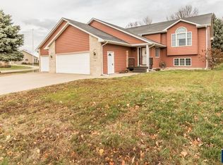 500 Northfield St, Garretson, SD 57030