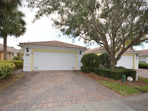 3rd image of 11754 Fan Tail Ln #11754