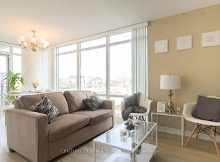 4K Spadina Ave #302, Toronto, ON M5V3Z9