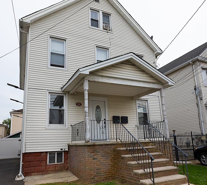 1st. Floor for rent