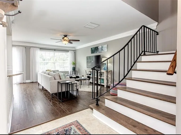 6980 Roswell Rd #B6 — Photo 10