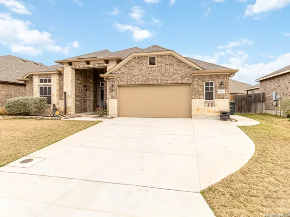 1025 Lone Cypress, New Braunfels, TX 78130