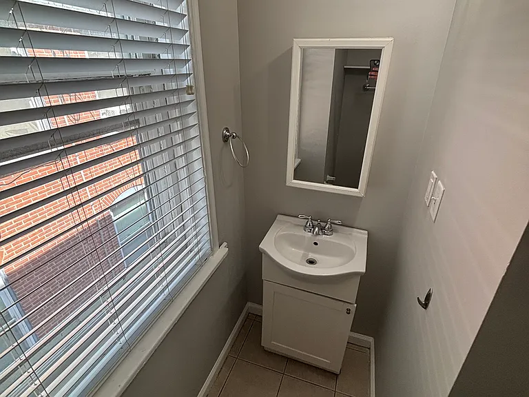 802 N Broom St #2 — Photo 8