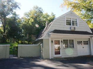 12A Hemlock Rd, Short Hills, NJ 07078