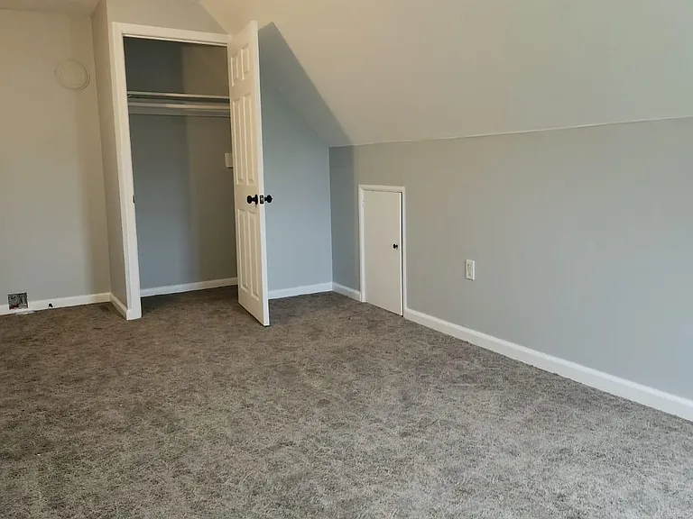 112 W 25th St #2 — Photo 9