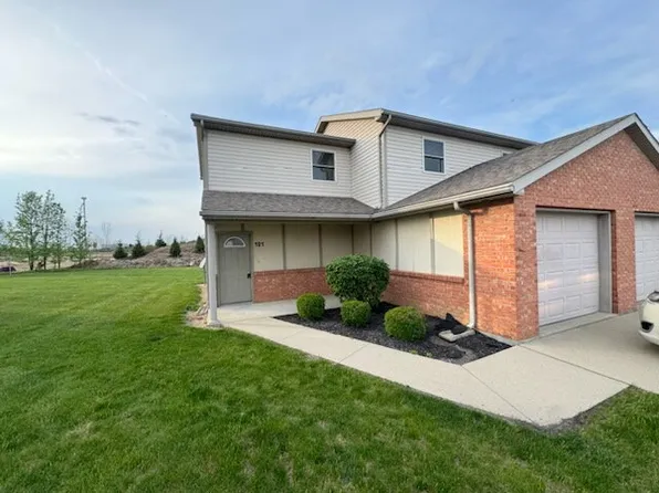121 Bruns Dr, Brookville, OH 45309