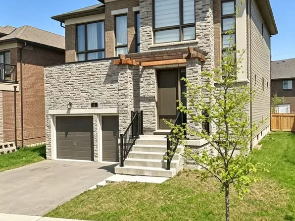 27 Starkweather St, Aurora, ON L4G 0Z4