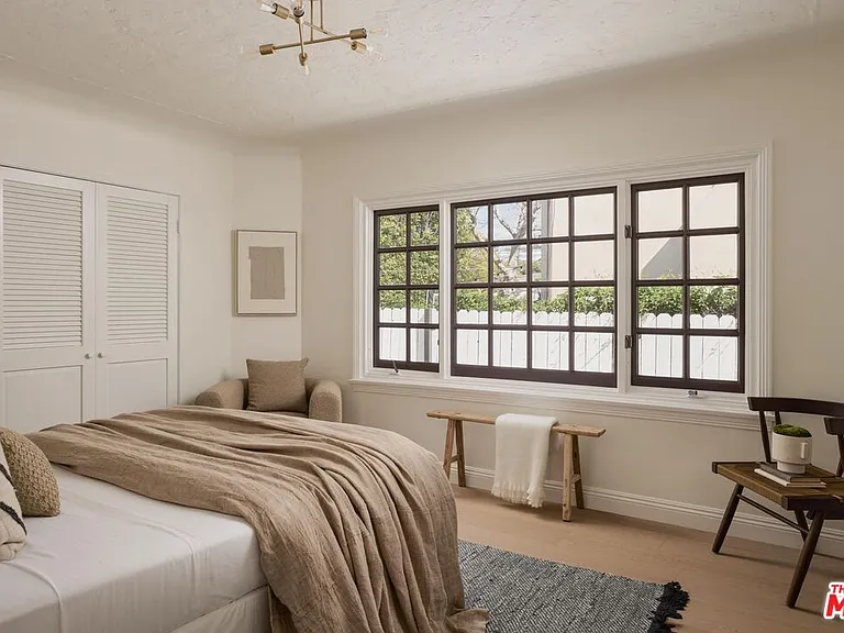 8607 Clifton Way — Photo 12