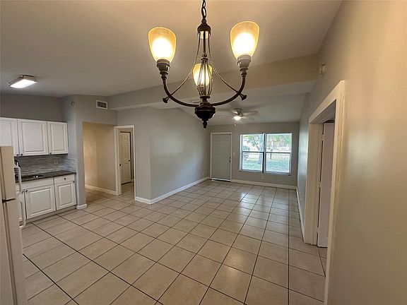 5th image of 1513 NW 18th Court