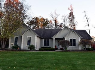 105 Riviera Ct SE, Warren, OH 44484