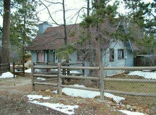 479 Victoria Ln, Sugarloaf, CA 92386