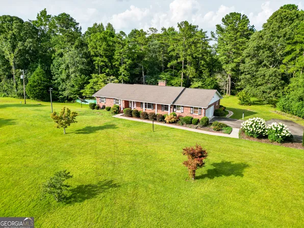6719 W Point Rd, Lagrange, GA 30240