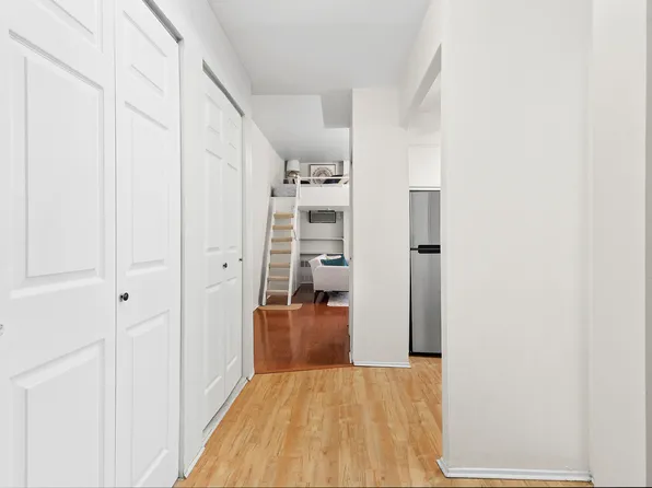 215 East 24th Street 412A image 3 of 8