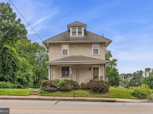 2718 W Moreland Rd, Willow Grove, PA 19090