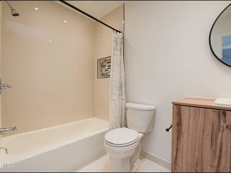 8617 Darlina Dr — Photo 28