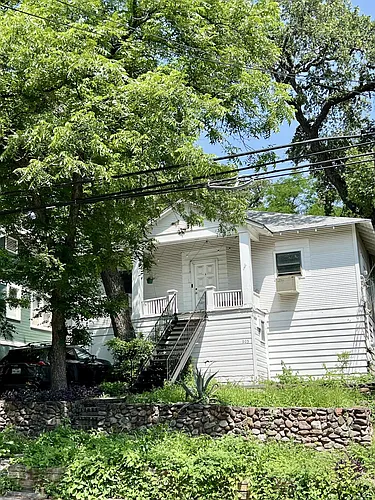 903 Blanco St Photo 1