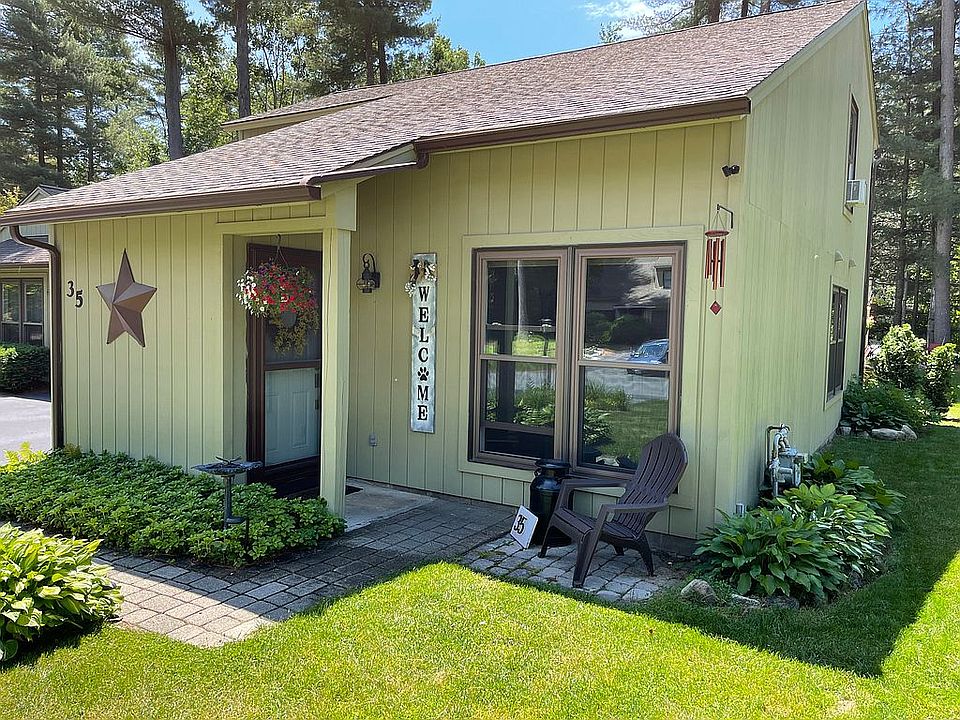 1st image of 35 Elizabeth Ln