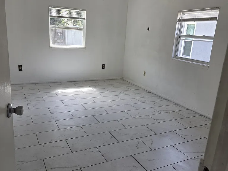 1755 Albemarle Rd — Photo 3